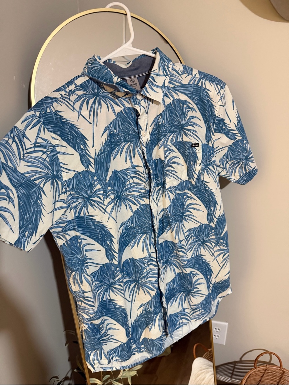 Hurley Blue and White Palm-Print Short Sleeve Button-Down Shirt